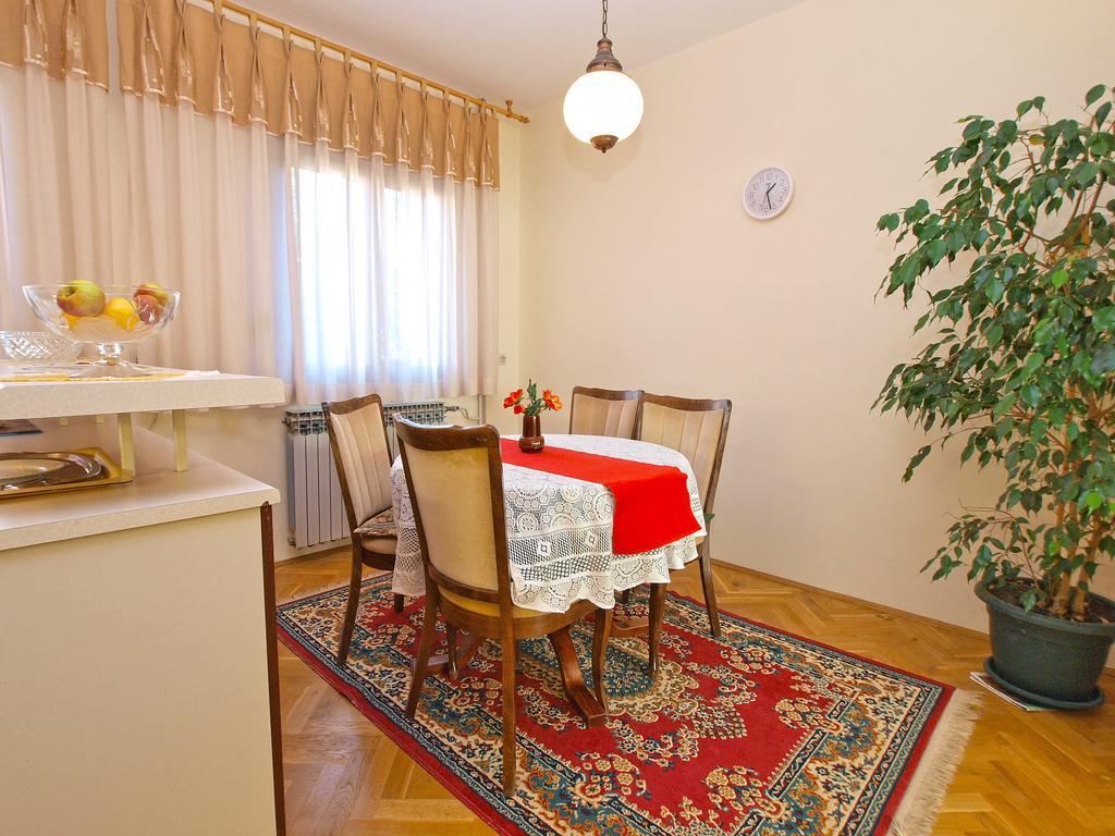 פאז'אנה Apartment Josip 933 מראה חיצוני תמונה